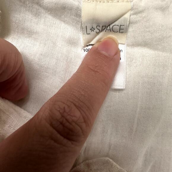 L*Space Carina Woven Overalls Romper in Ivory Size Medium NWT - Picture 13 of 16